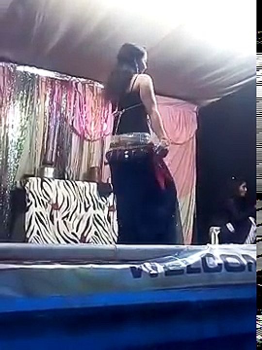 Sexy girls dance with desi look Full Awesome Dance