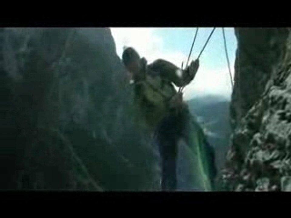 Bergsteiger lässt Kollegen fallen