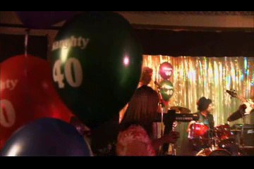 Max & Paddy's Road To Nowhere S01E03