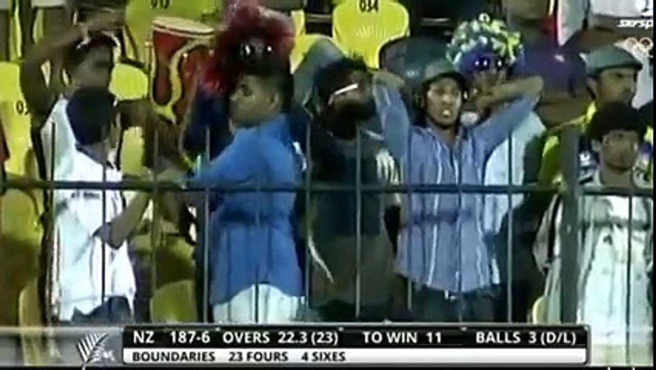 20 of last over - highest last over chase in cricket by Mcculum _ Dhoni style finish.