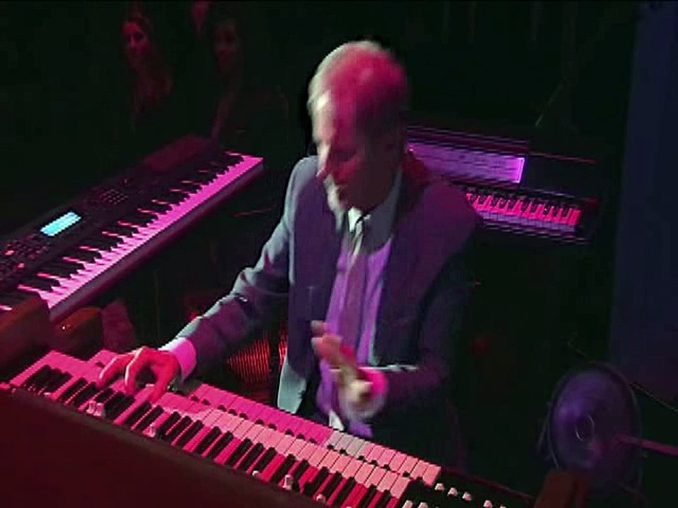 I tried to leve you - Leonard Cohen
