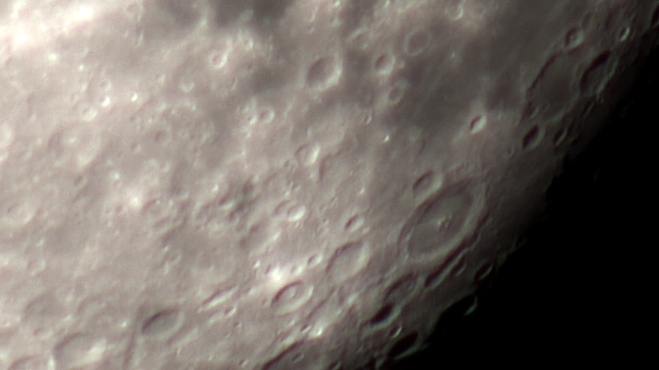 Moon, Illuminated: 96.8% (13 April 2017)