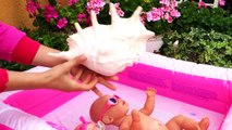 Twins Baby Doll splashing Giant Inflatable swimming pool with float toys Peppa Pig,