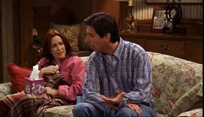 Szeretünk Raymond!  S07 19 Pizsamaparti Peggynél