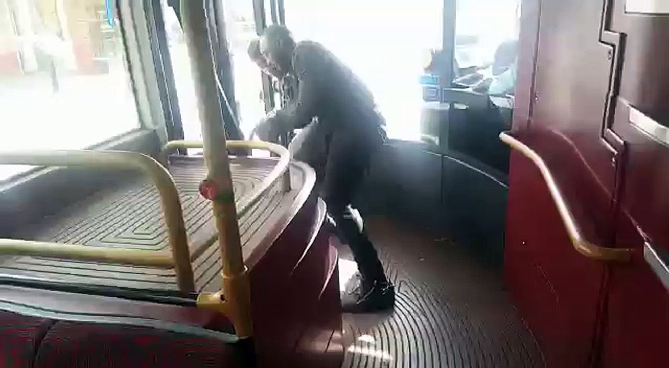 BADASS Fights Off Knife Attack On London Bus, Shouts “I’m African, You’ll Never Take My Life”