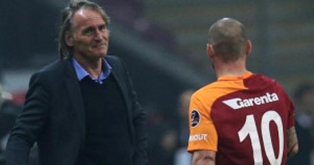 Galatasaray'ın Eski Hocası Riekerink'in Ev Kirasını Sneijder Ödedi