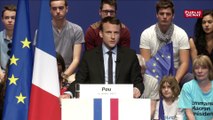 À Pau, Emmanuel Macron s'en prend à ses adversaires, de l'extrême-droite à la gauche