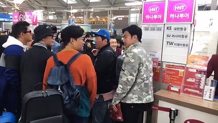 [RAW] 170413 Dujun and Junhyung on their way to Hokkaido to film JTBC ‘Around the World Travel’