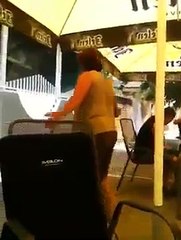 Bračna svađa ispred klaadionice