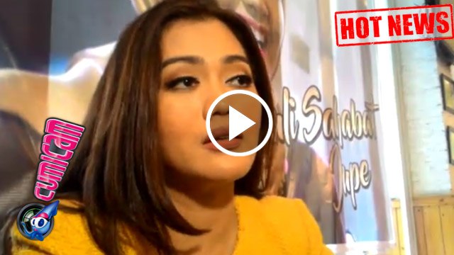 Hot News! Adik Jupe Menangis, Sulit Menerima Kondisi Jupe Sedang Kritis - Cumicam 13 April 2017