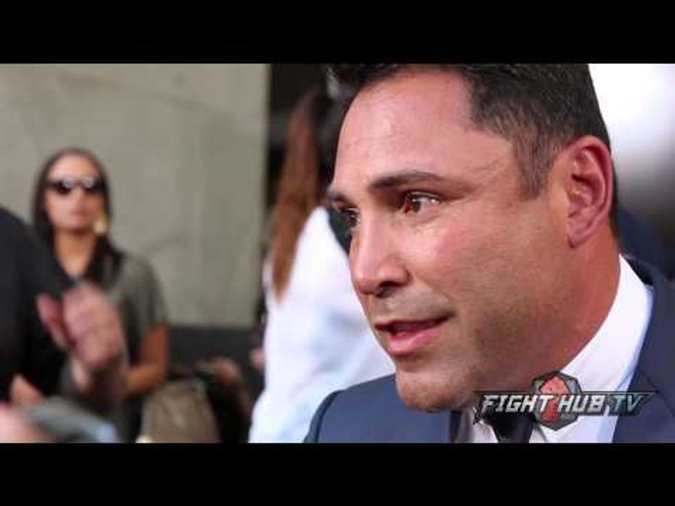 Oscar De La Hoya "When Mayweather says he's TBE its not true! I beat him!"