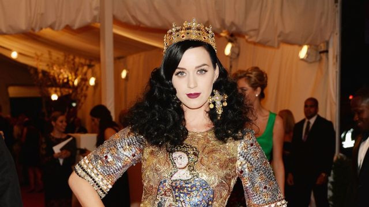 Katy Perry’s Style Evolution, From Teenage Dream to Vogue Cover Star