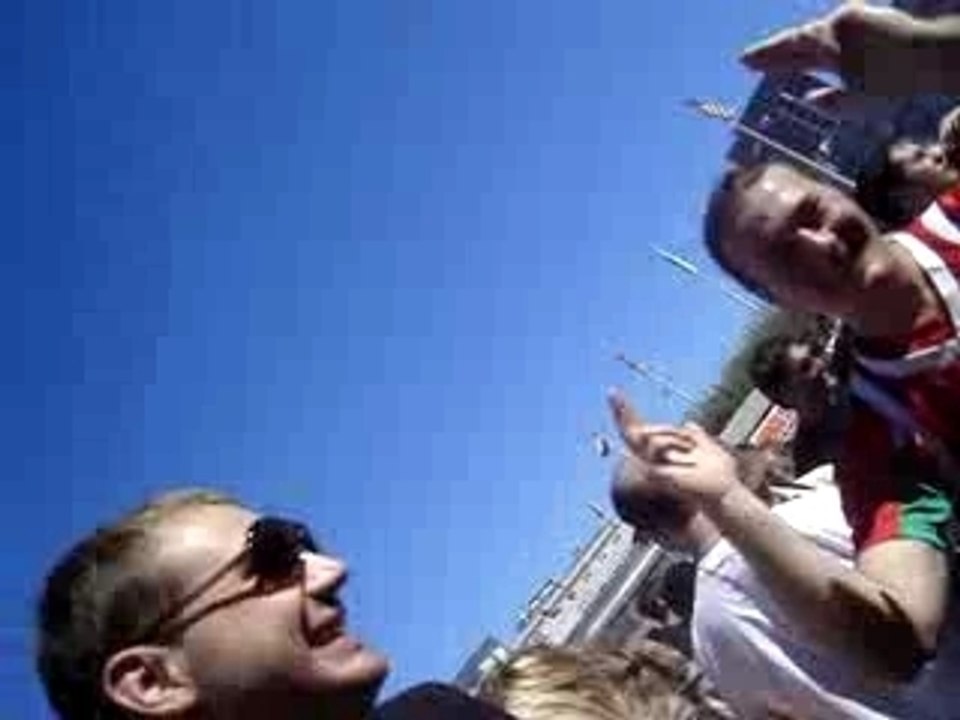 MOV06815