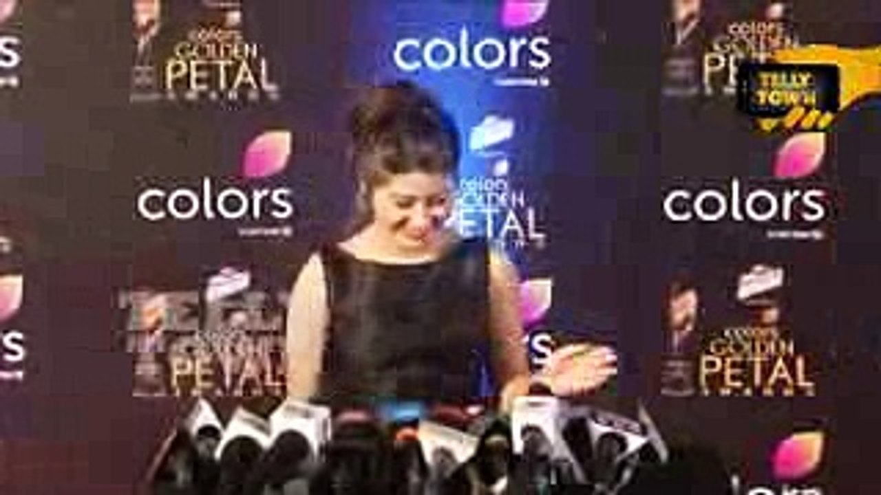 Yeh Hai Mohabbatein - Aditi Bhatia aka Ruhi At 5th Colors Golden Petal Awards 2017