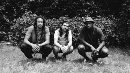 RDGLDGRN - Runnin Away