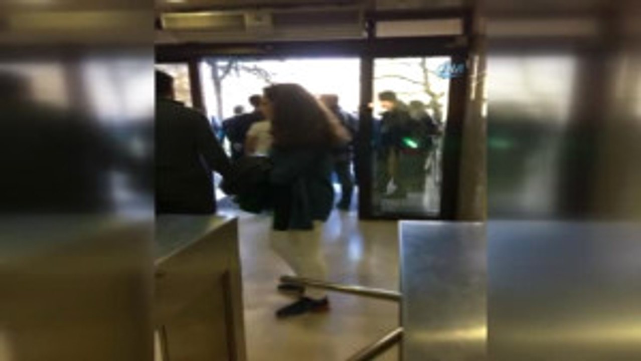 Medipol Üniversitesinde Karşıt Görüşlü Öğrenciler Arasında Kavga: 11 Gözaltı