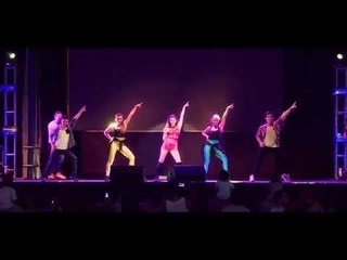 Dancing queen (vivo) - Bailando con Julieta