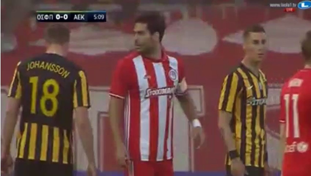 0-1 Το γκολ του Σέρχιο Αραούχο - Ολυμπιακός 0-1...