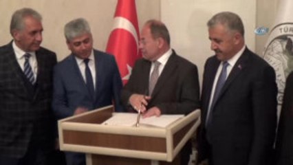 Bakan Akdağ'dan Kars'a 5 Yıldızlı Şehir Hastanesi Müjdesi