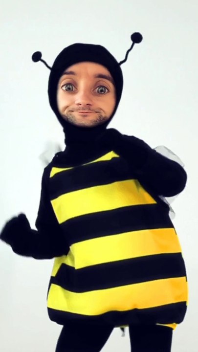 KAD SE MALE RUKE SLOŽE