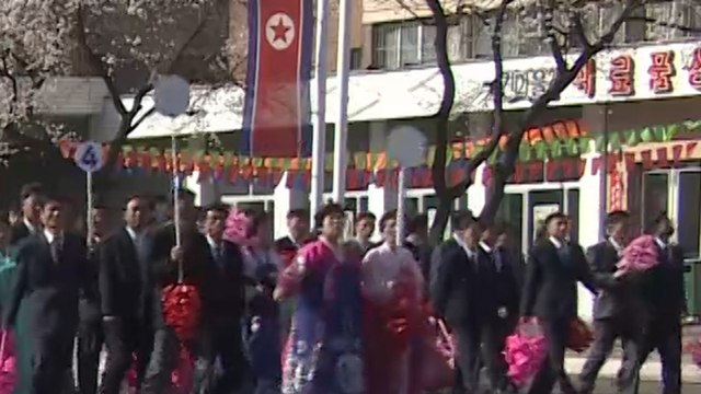 كوريا الشمالية تحتفل بعيد ميلاد الراحل كيم إيل سونغ