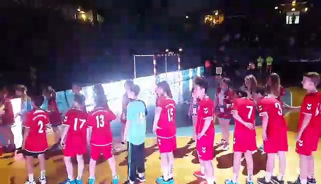 LSL 2016/2017 | Entrée des joueurs sur le parquet du Phare de Chambéry