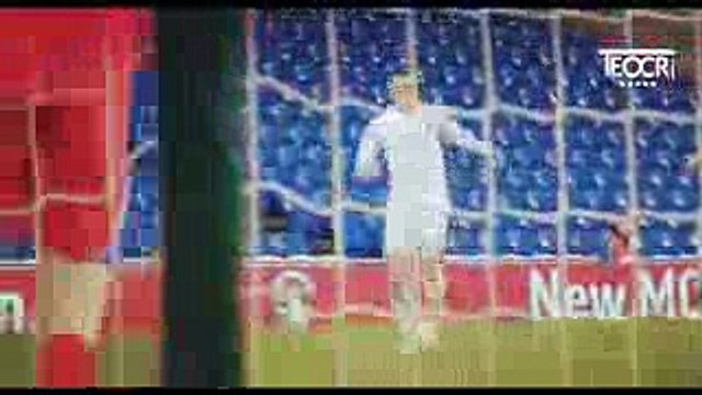 Crazy Football Skills Mix ft. CR7 ● NEYMAR ● MESSI ● HAZARD ● BALE HD - YouTube