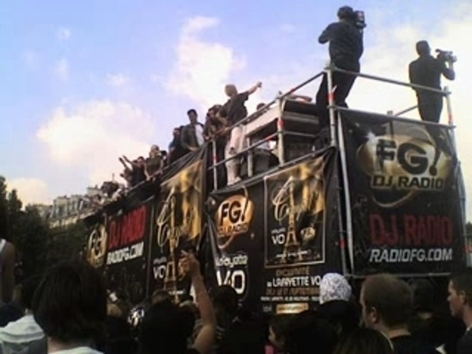 TECHNO PARADE 2007