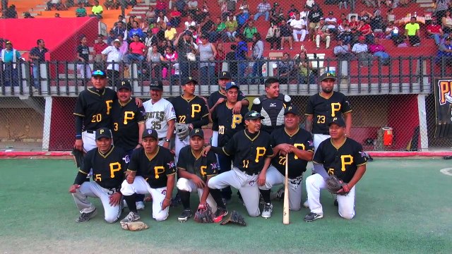 Piratas le gana a Academia tigres en los PlayOff de la Liga Invernal de Beisbol 2016 - 2017 en Guanajuato