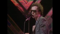 Graham Parker - Hold Back The Night (Live On Top Of The Pops)