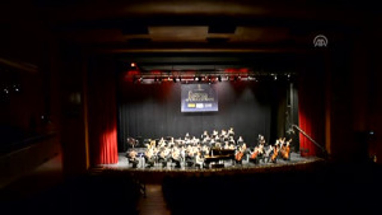 Bursa'da Bbdso ve KKTC Cso Konseri