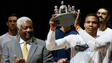 Oscar Robertson REACTS to Russell Westbrook Breaking His Triple-Double Record at Ceremony