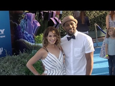 Allison Folker & Stephen Boss Finding Dory Premiere Blue Carpet