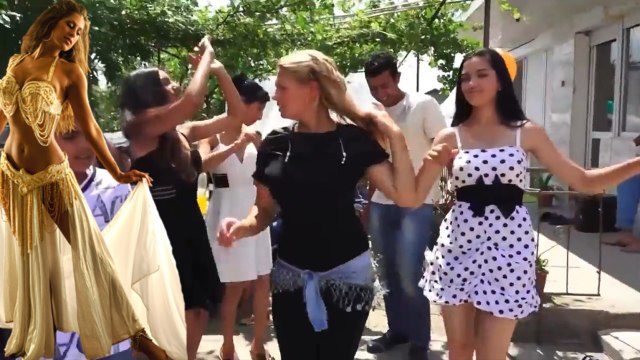 Neşeli Roman kızlardan oyun havaları