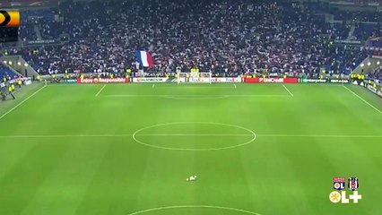 OL-Besiktas : Le virage nord réponds aux turcs par une grecque.
