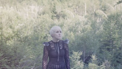 Nina Kraljić - Zaljuljali Smo Svijet