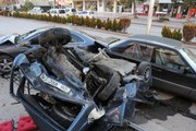 Aşırı Hız Yapan Otomobil, 3 Aracı Önüne Katıp Sürükledi