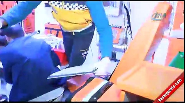 Birbirine giren iki tır TEM'i trafiğe kapattı