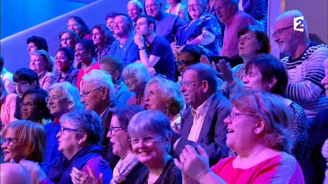 Un candidat de Nagui se met à chanter une parodie sur... Nicolas Sarkozy ! Regardez