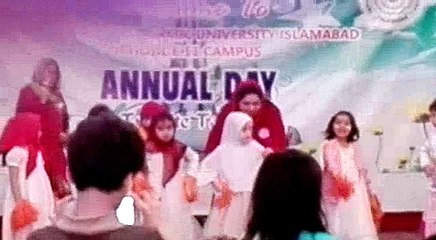Yumna ANNUAL DAY 2017