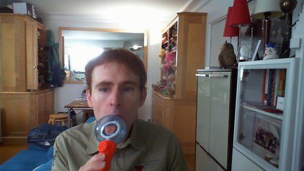 Wiwi égratigne "le vampire" de Jo Alan