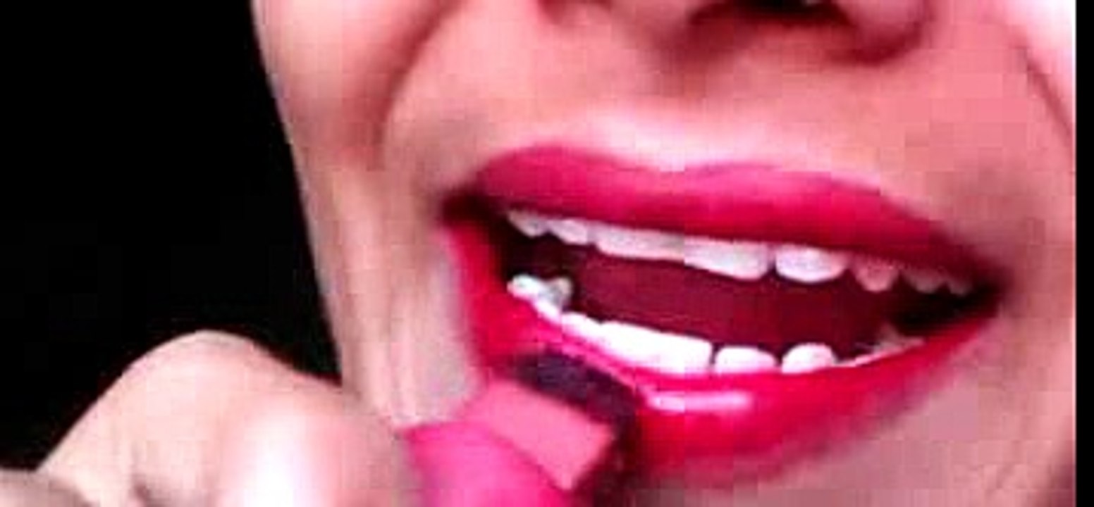 Lip art beautiful designs method
