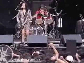 El Otro Yo - Corta El Pasto (Vive Latino 2008)