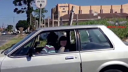15Min Special ULTIMATE IDIOT CRAZY DRIVERS,FUNNY, AMAZING DRIVING FAILS .