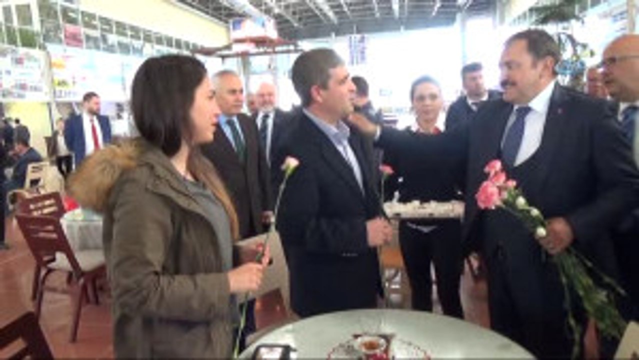 Bakan Eroğlu; "Havalar Hep Güzel Olacak, İnşallah Pazar Günü de Güzel Bir Hava Olacak"