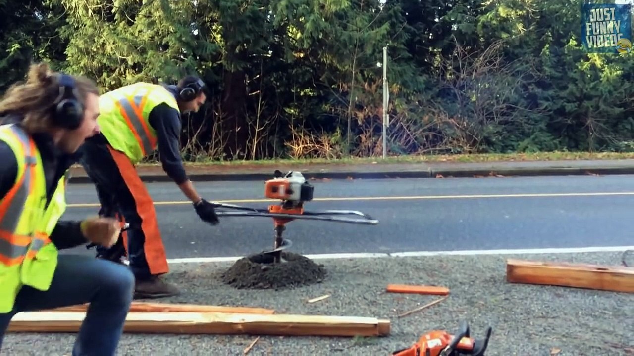 Funny Workers Fail Compilation _ Bad Day at Work