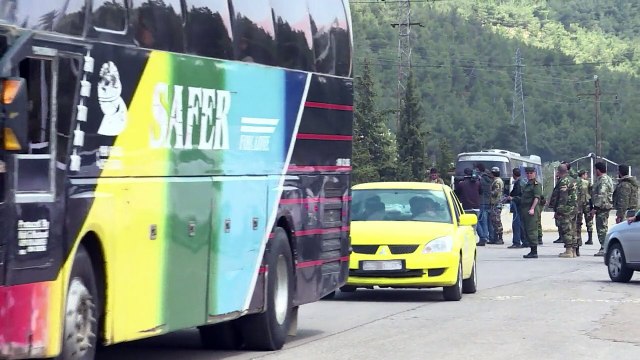 إجلاء آلاف المدنيين والمقاتلين من أربع مناطق سورية محاصرة