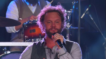 David Phelps - Little White Church