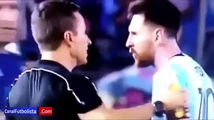 Yardımcı Hakemin Annesine Küfür Eden Messi, FIFA'ya Savunma Yapacak