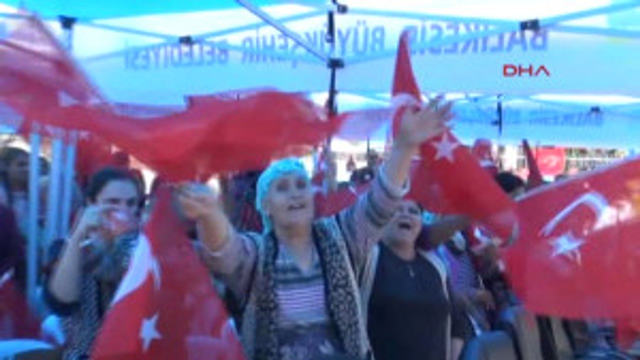 Balıkesir Roman Evleri Davul Zurna Ile Yıkıldı, 34 Yeni Daire Teslim Edildi